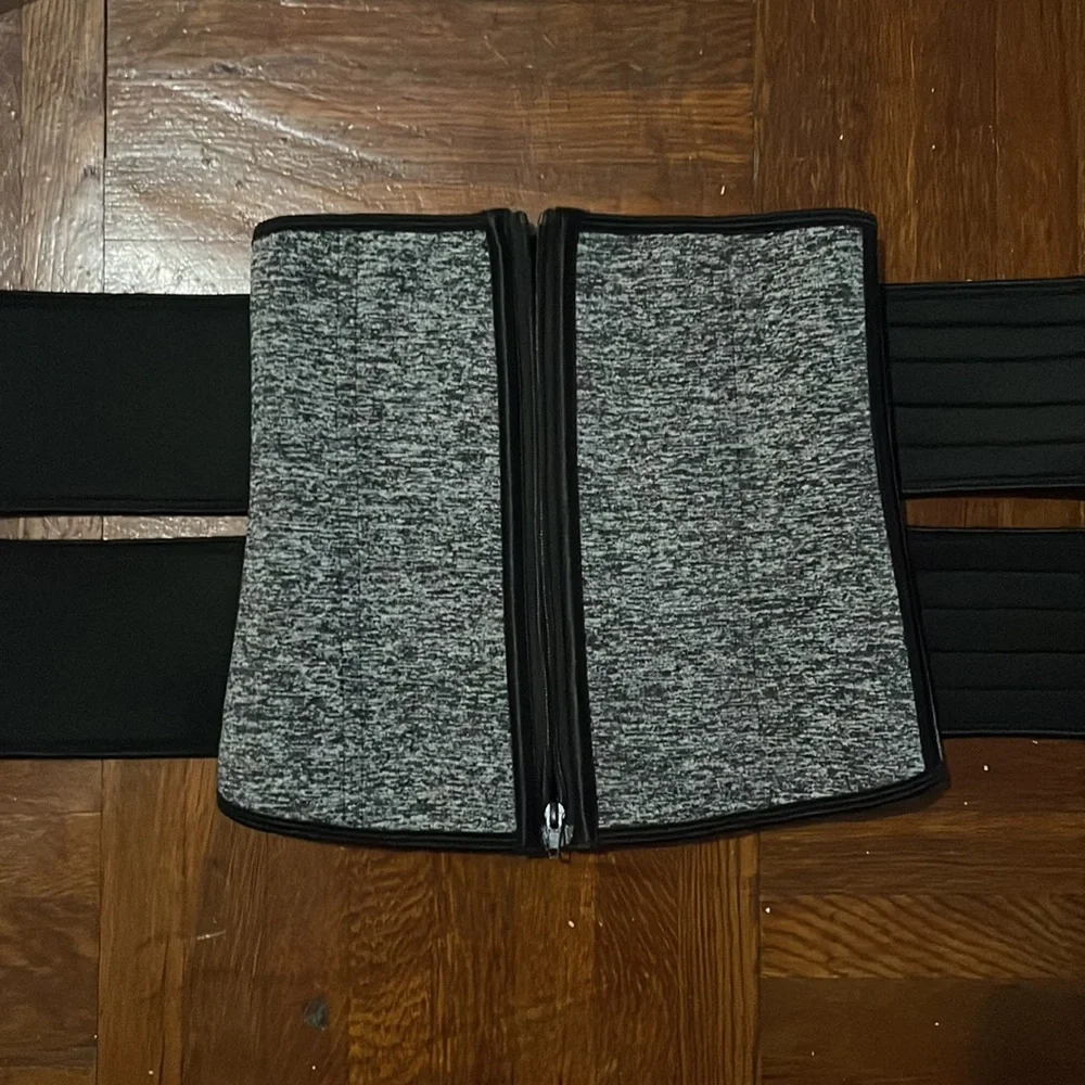 Adjustable Waist Trainer - Picture 3 of 5